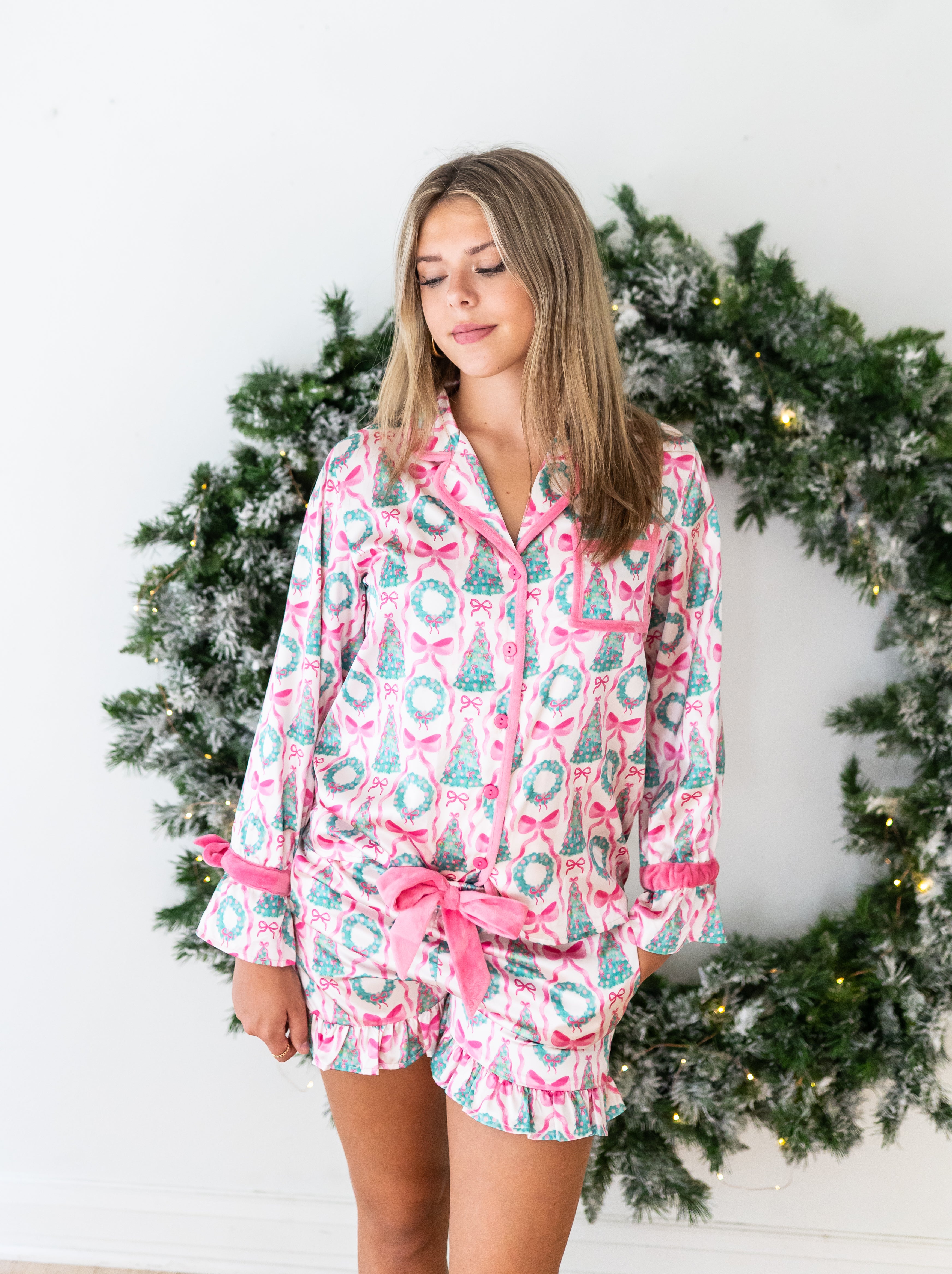 Women's Satin Loungewear Set - Wreath & Wonder (Pre-Order)