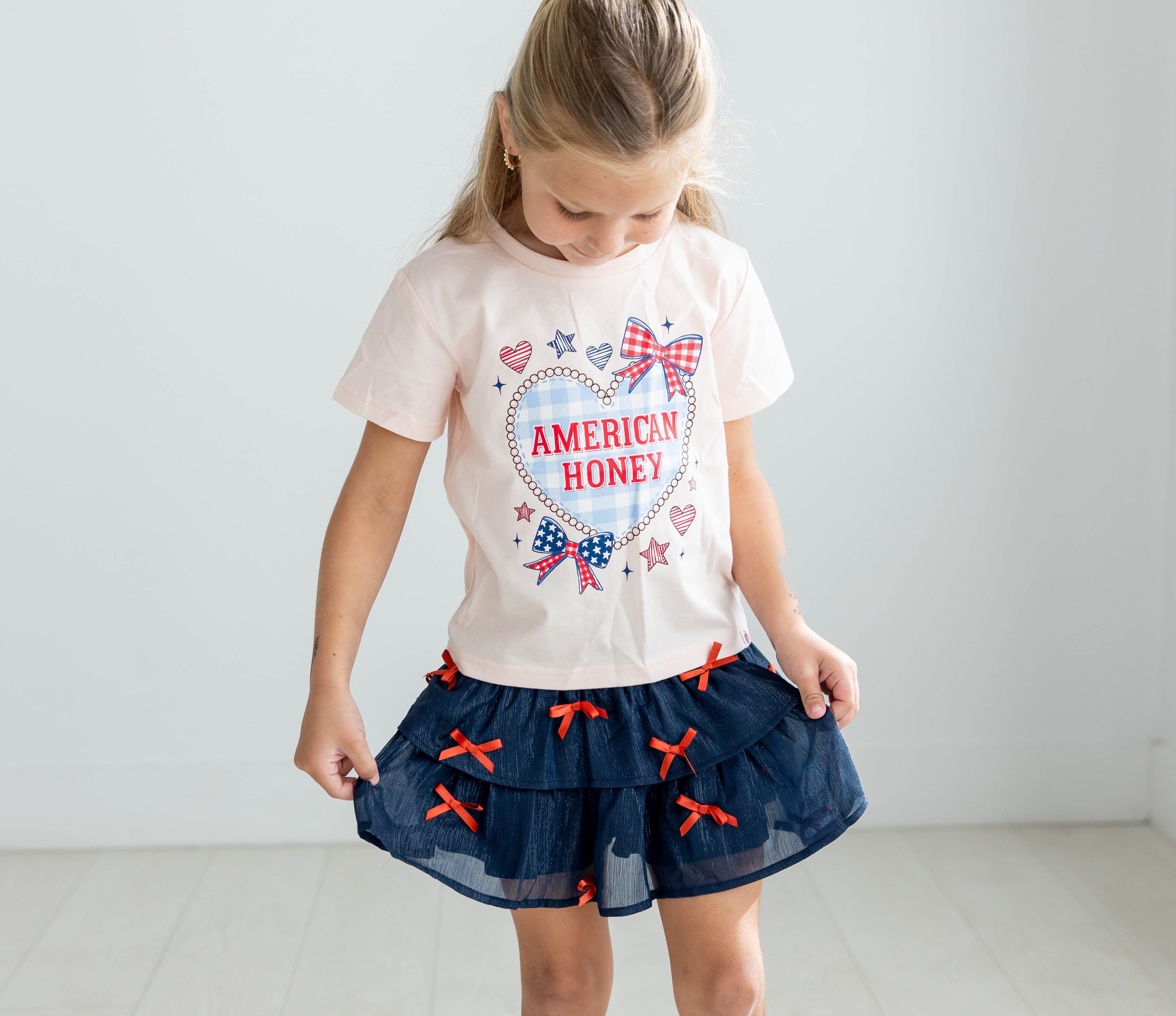Graphic Tee - Gingham American Honey – Cheeky Plum