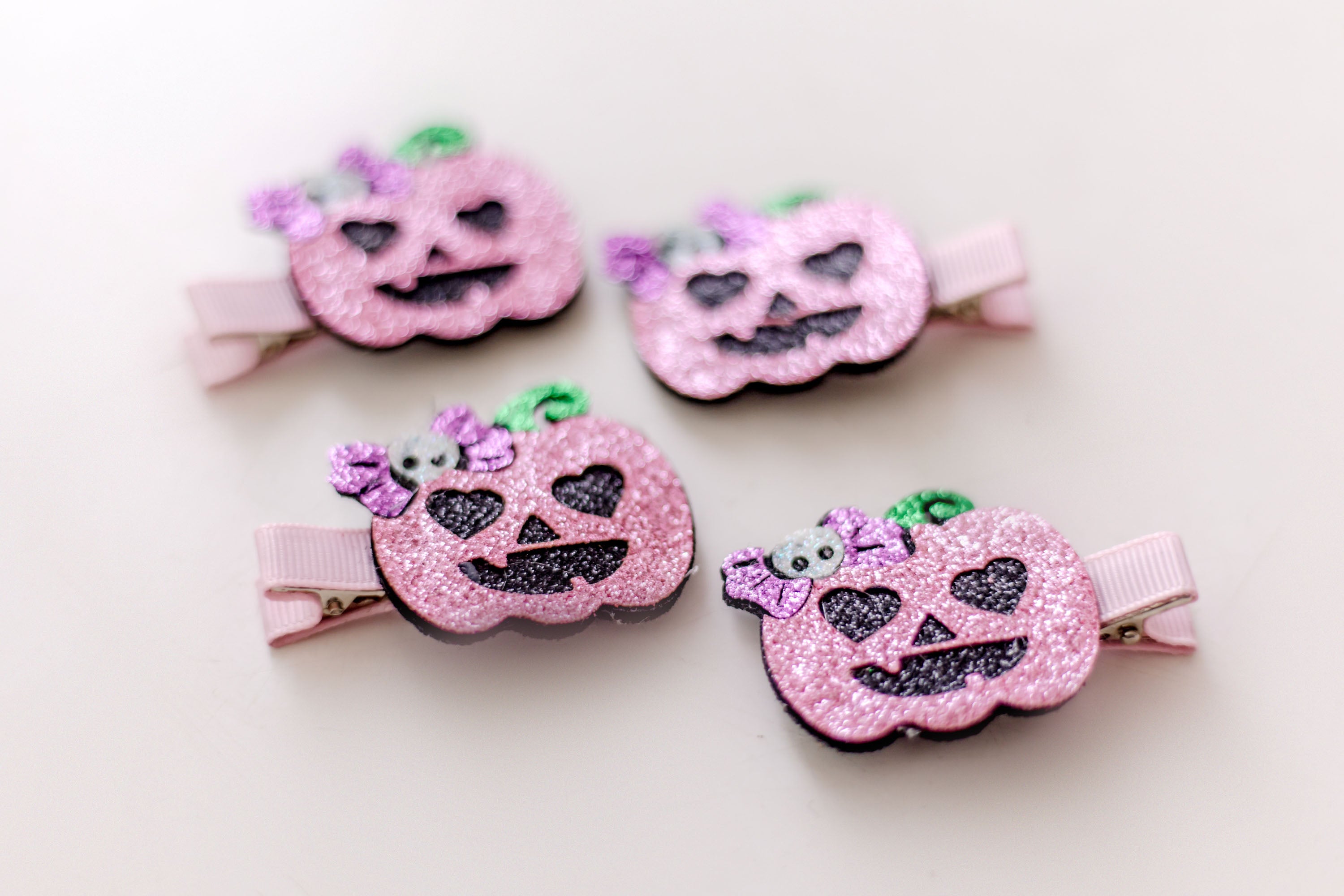 Glitter Pink Pumpkins Clip Set