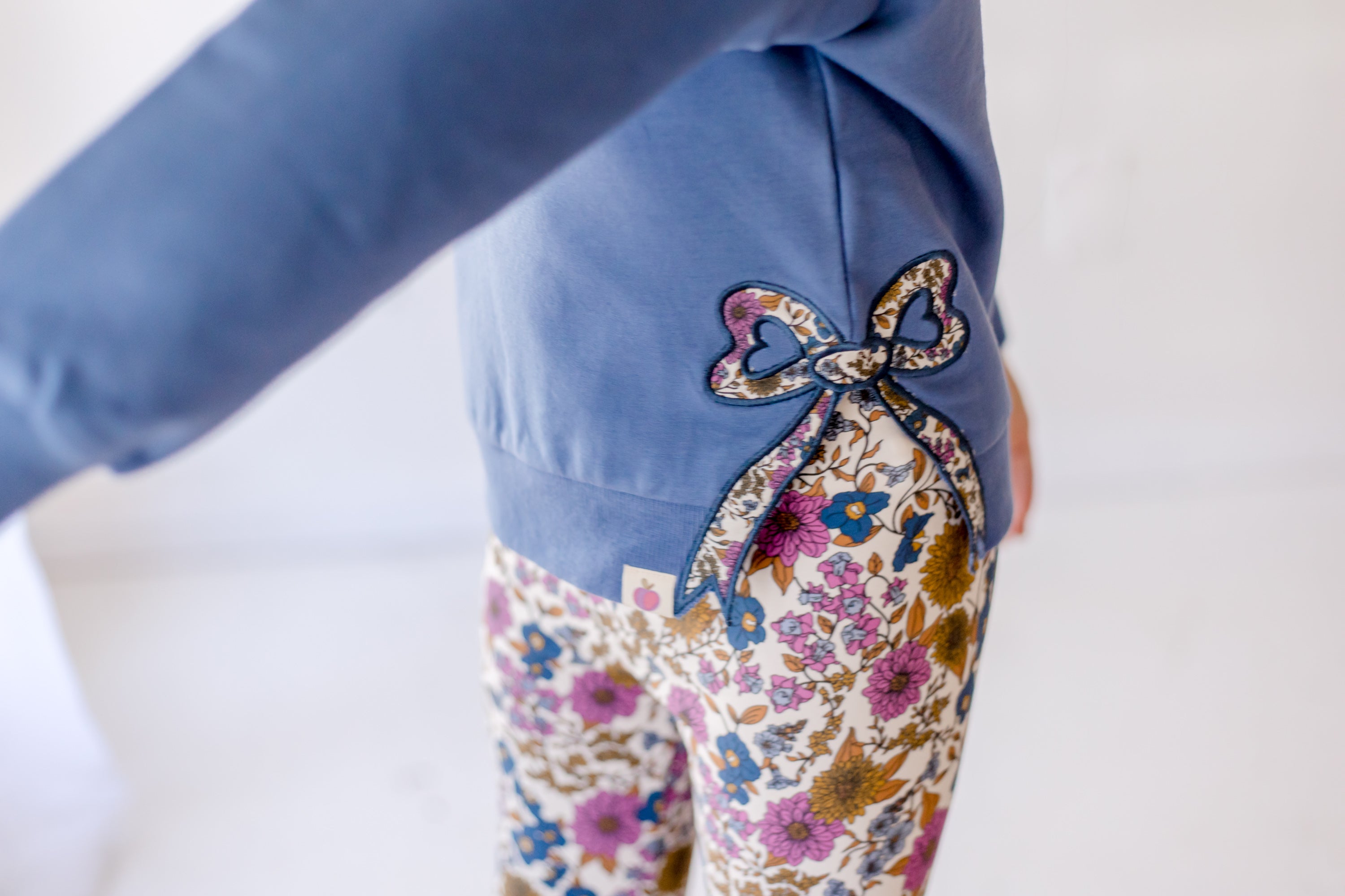 Leggings - Violet Fields (Pre-Order)
