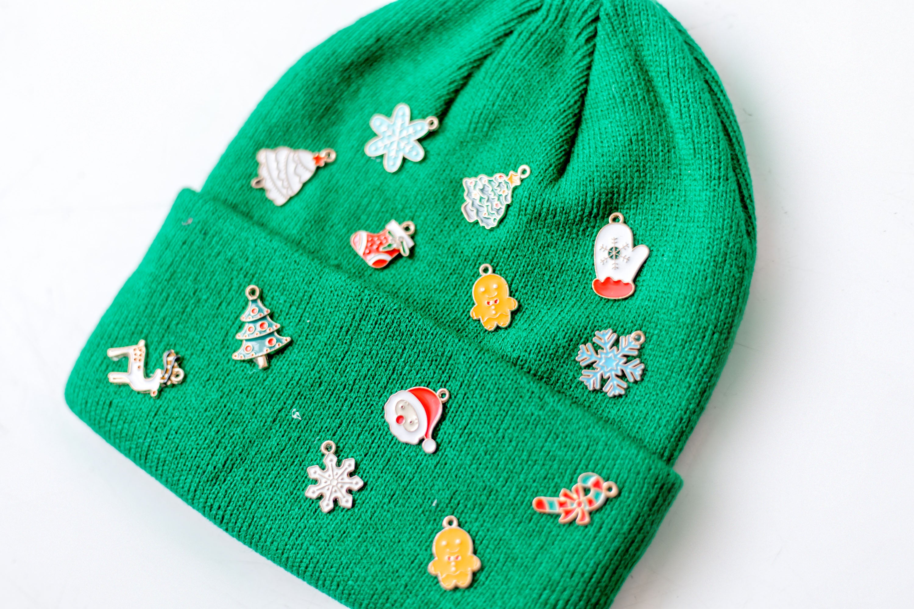 Knit Beanie - Winter Wishes