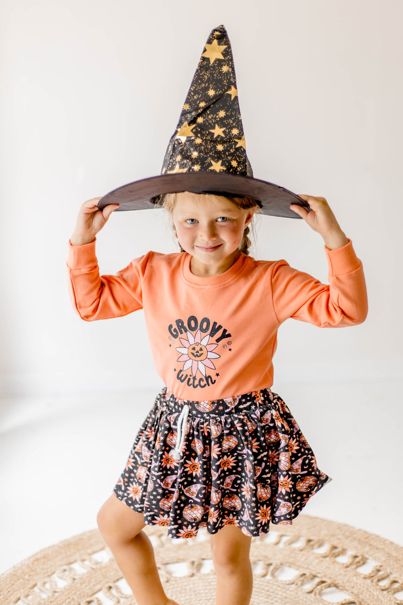 Luna Sweatshirt - Groovy Witch