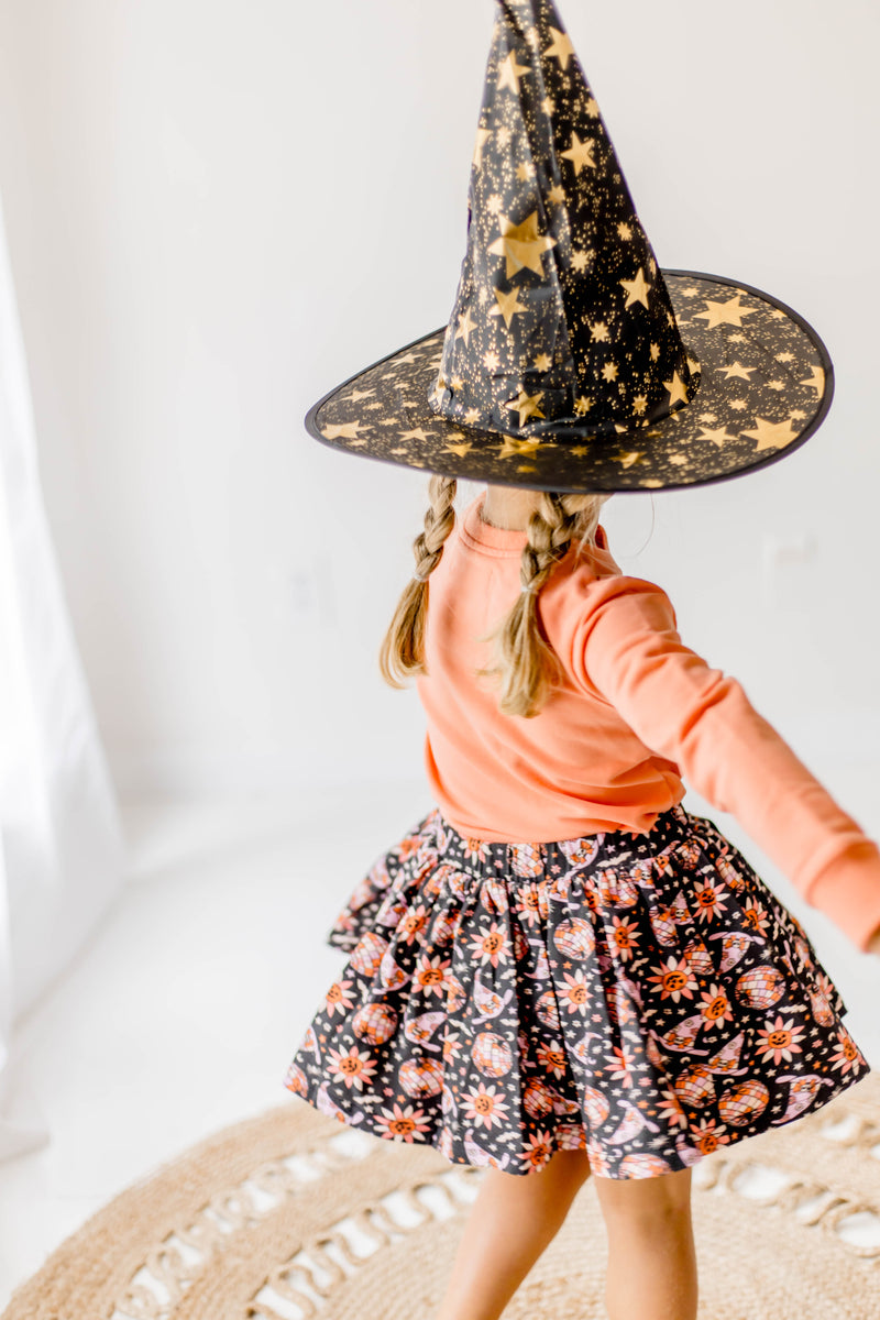 Luna Sweatshirt - Groovy Witch