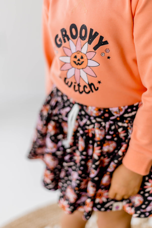 Luna Sweatshirt - Groovy Witch