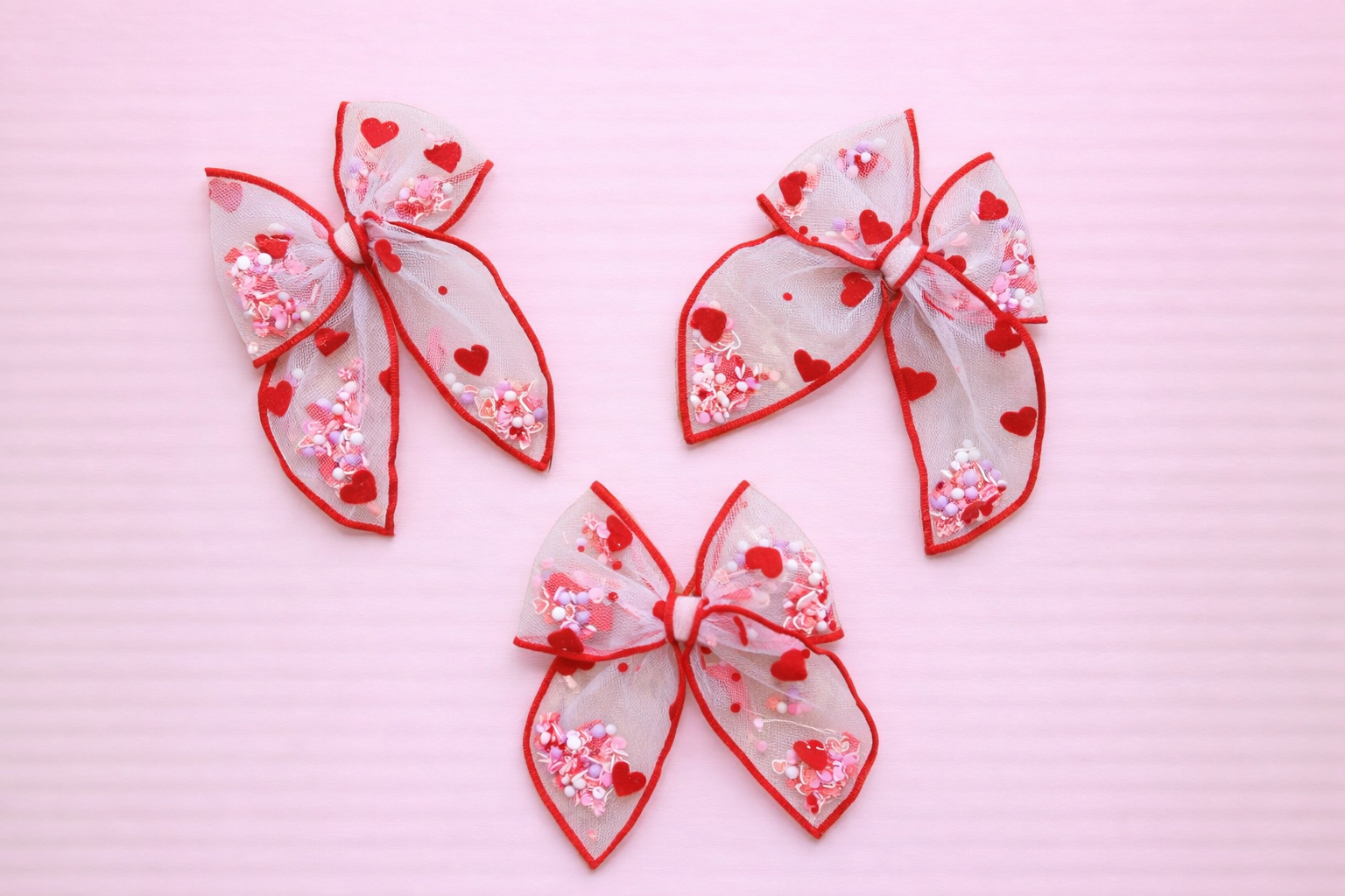 Mesh Shaker Bow - Loveable Locks