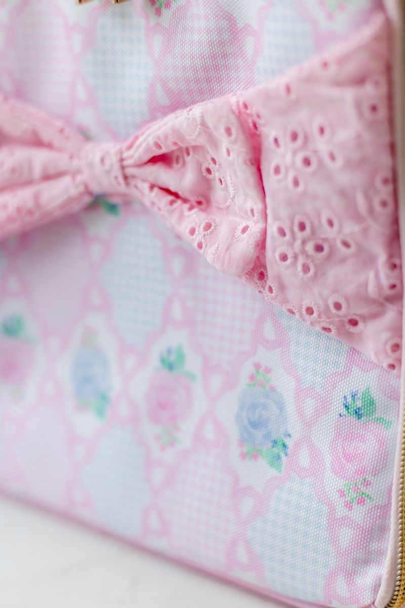 Bree Lunchbox - Cottage Rose