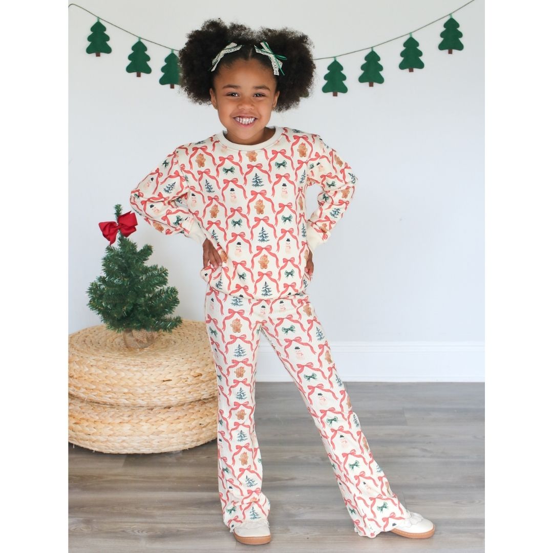 Sweet Wink Flare Legging - Christmas Cutie