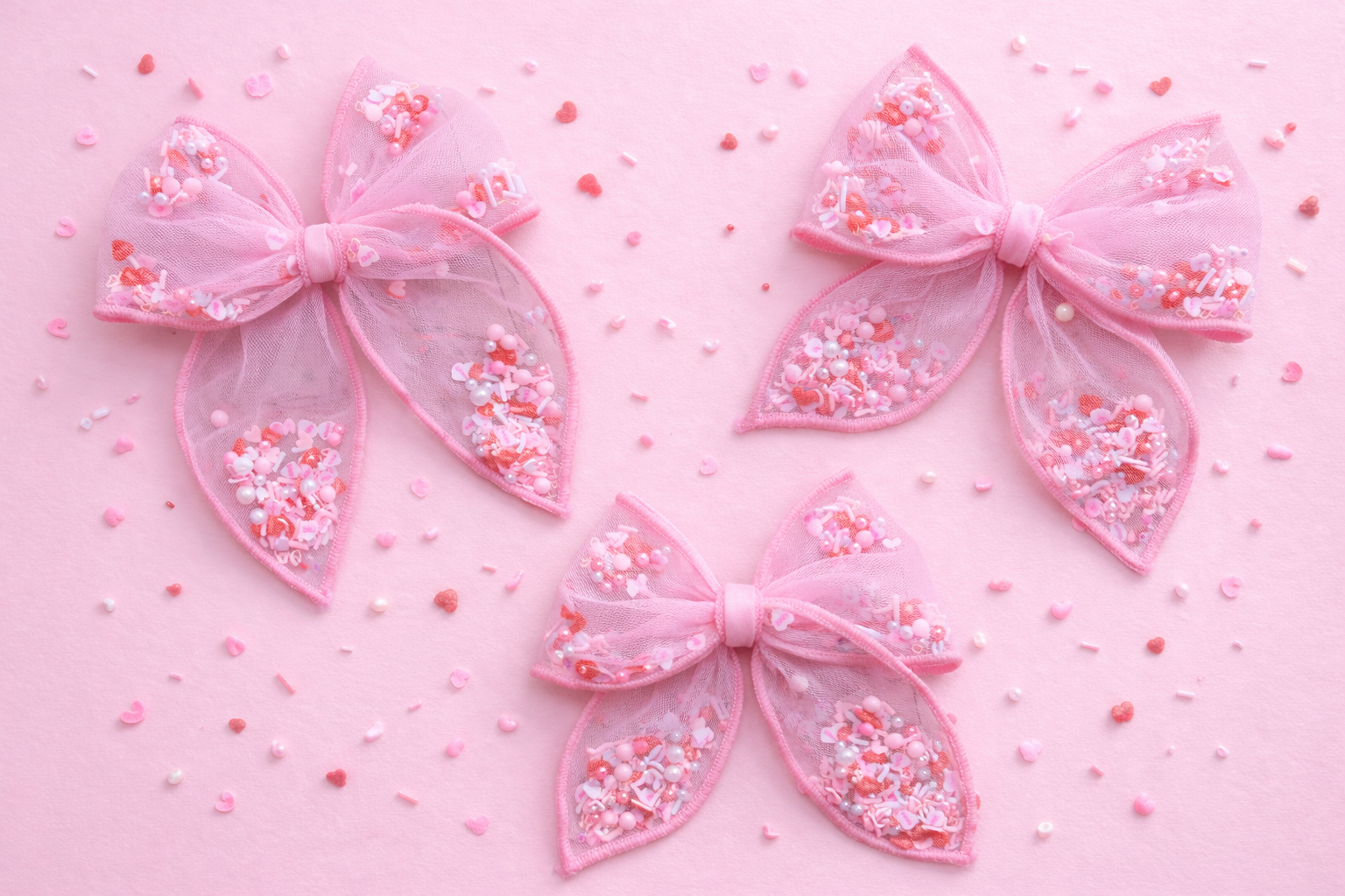 Mesh Shaker Bow - Feel the Love