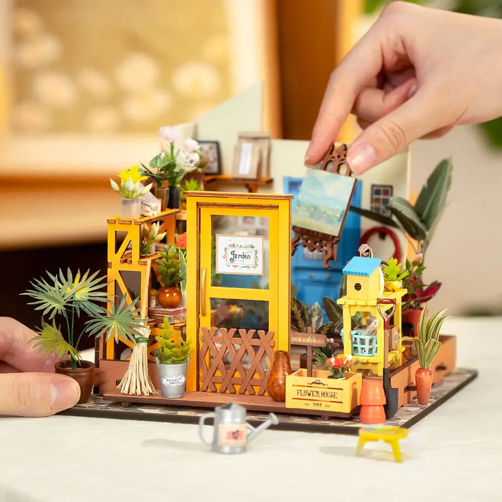 Cathy Flower House DIY Miniature House