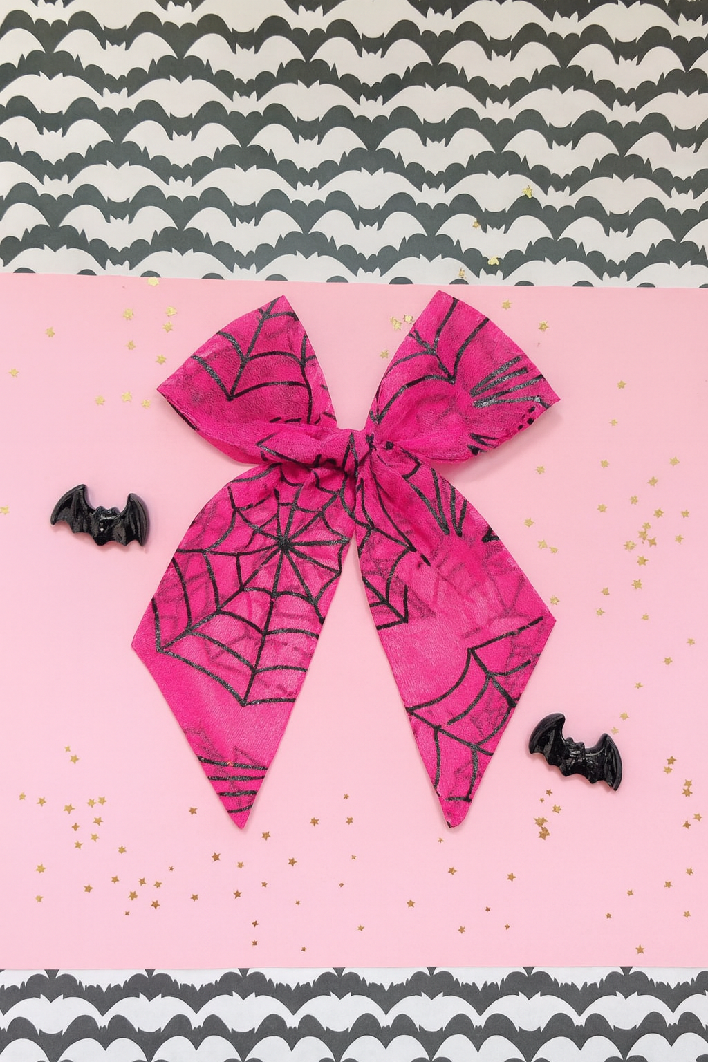 Mesh Bow - Spinderella
