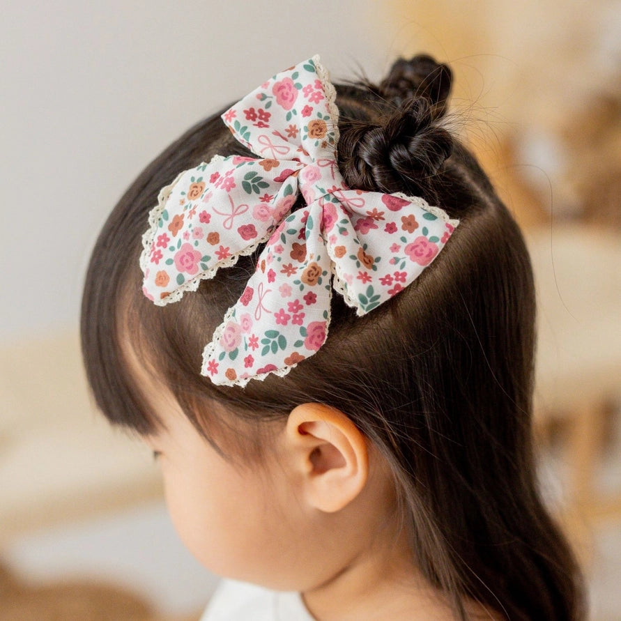 Sweet Wink Berry Floral Bow Clip