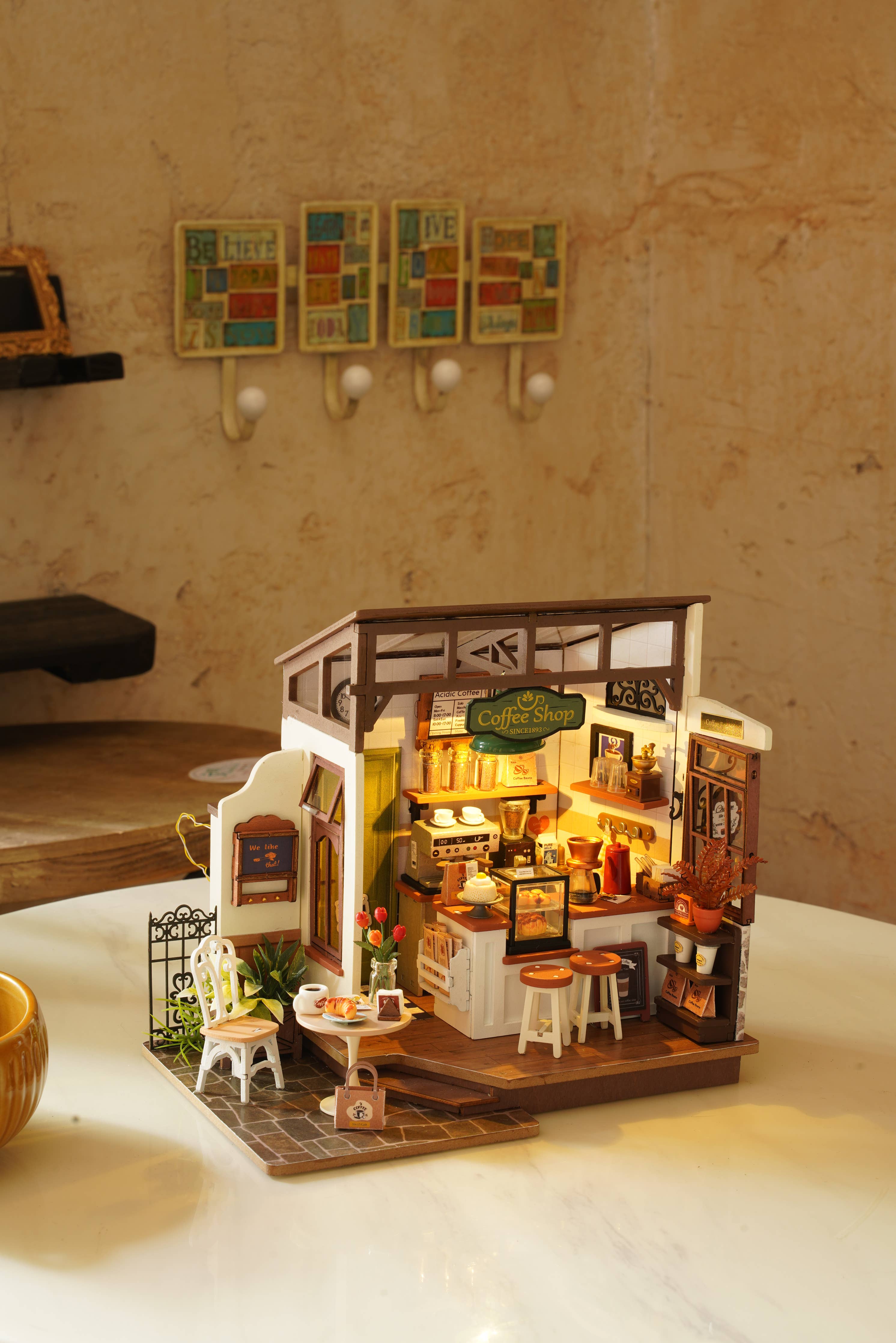 Café Rolife DIY Miniature House