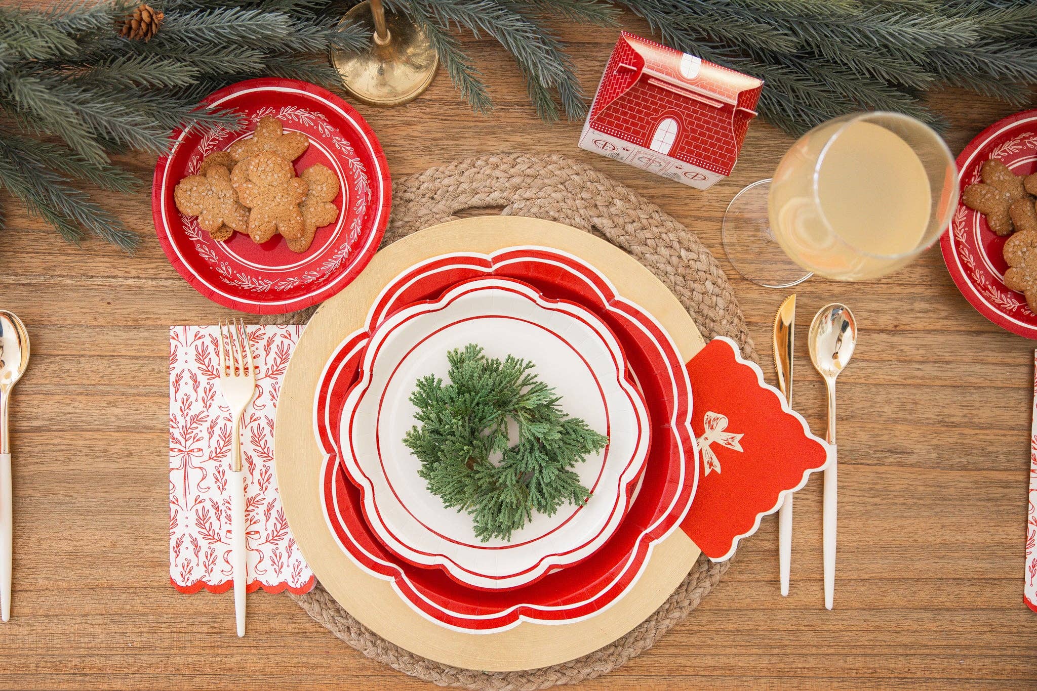 Red/Gold Bow Cocktail Napkin 18 PK