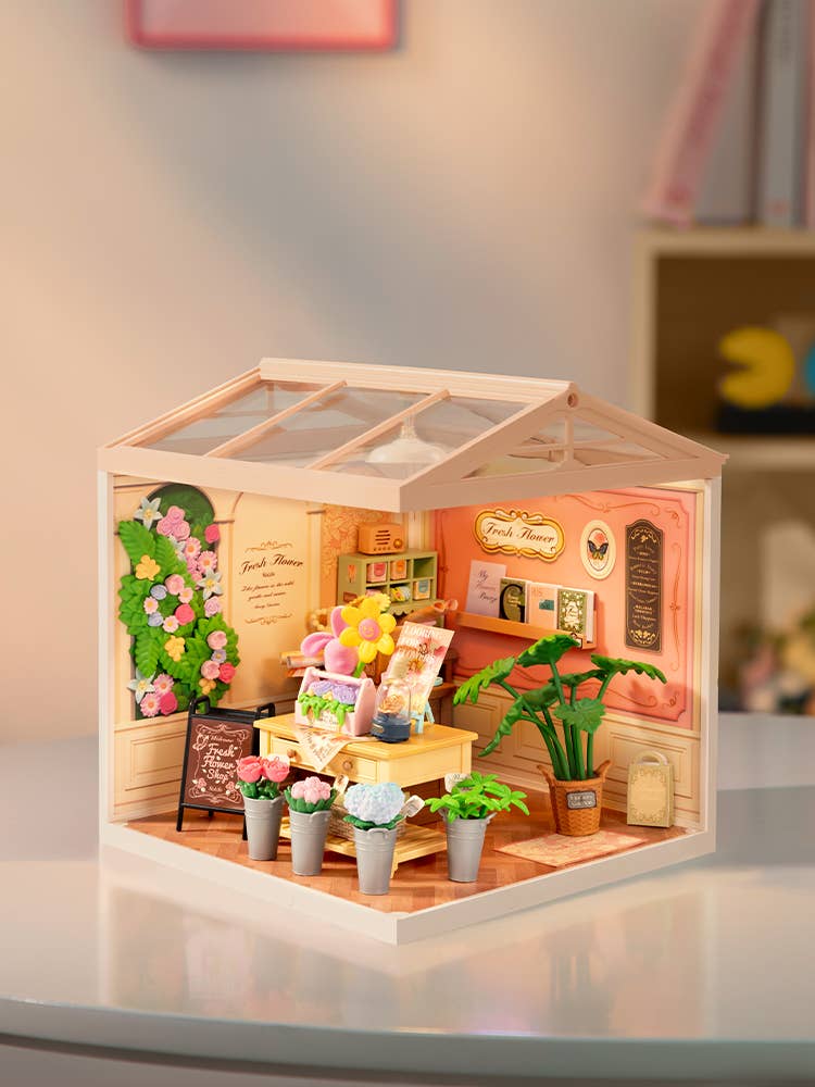 DW017B Rolife Fresh Flower Shop DIY Miniature House