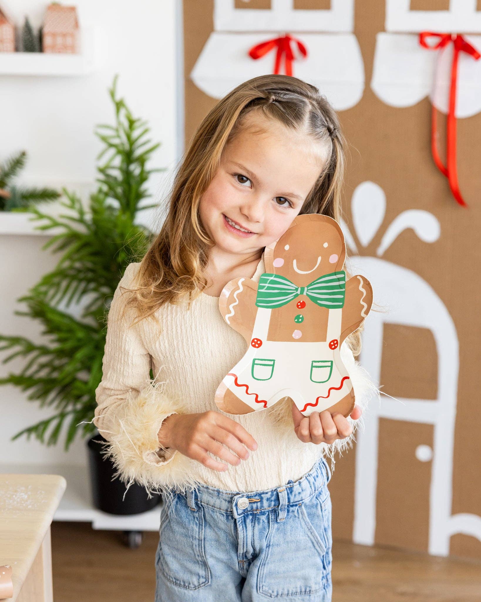 Gingerbread Man Plate - 8 PK