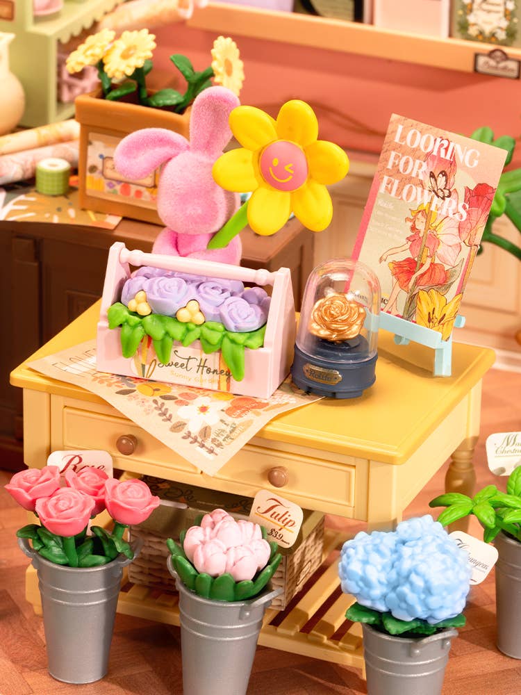 DW017B Rolife Fresh Flower Shop DIY Miniature House