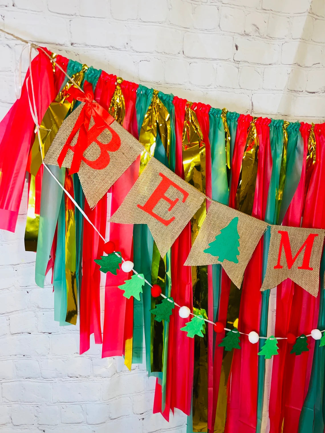 Christmas Fringe Backdrop - Holly Jolly