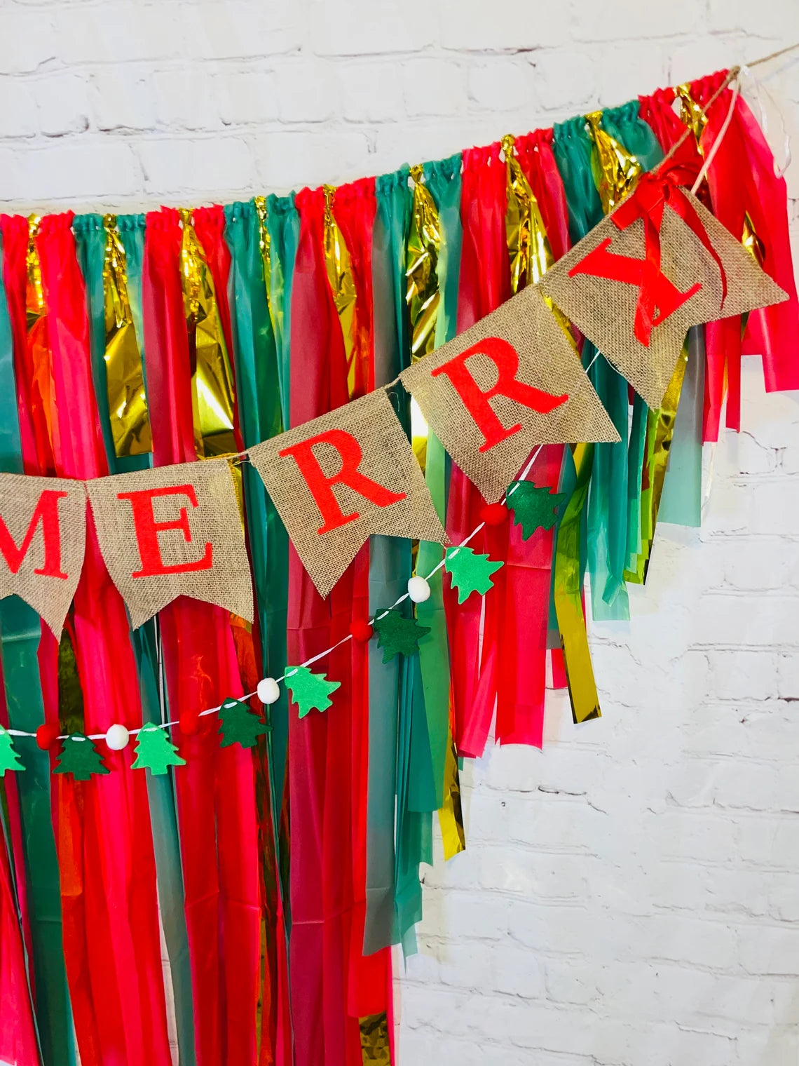 Christmas Fringe Backdrop - Holly Jolly