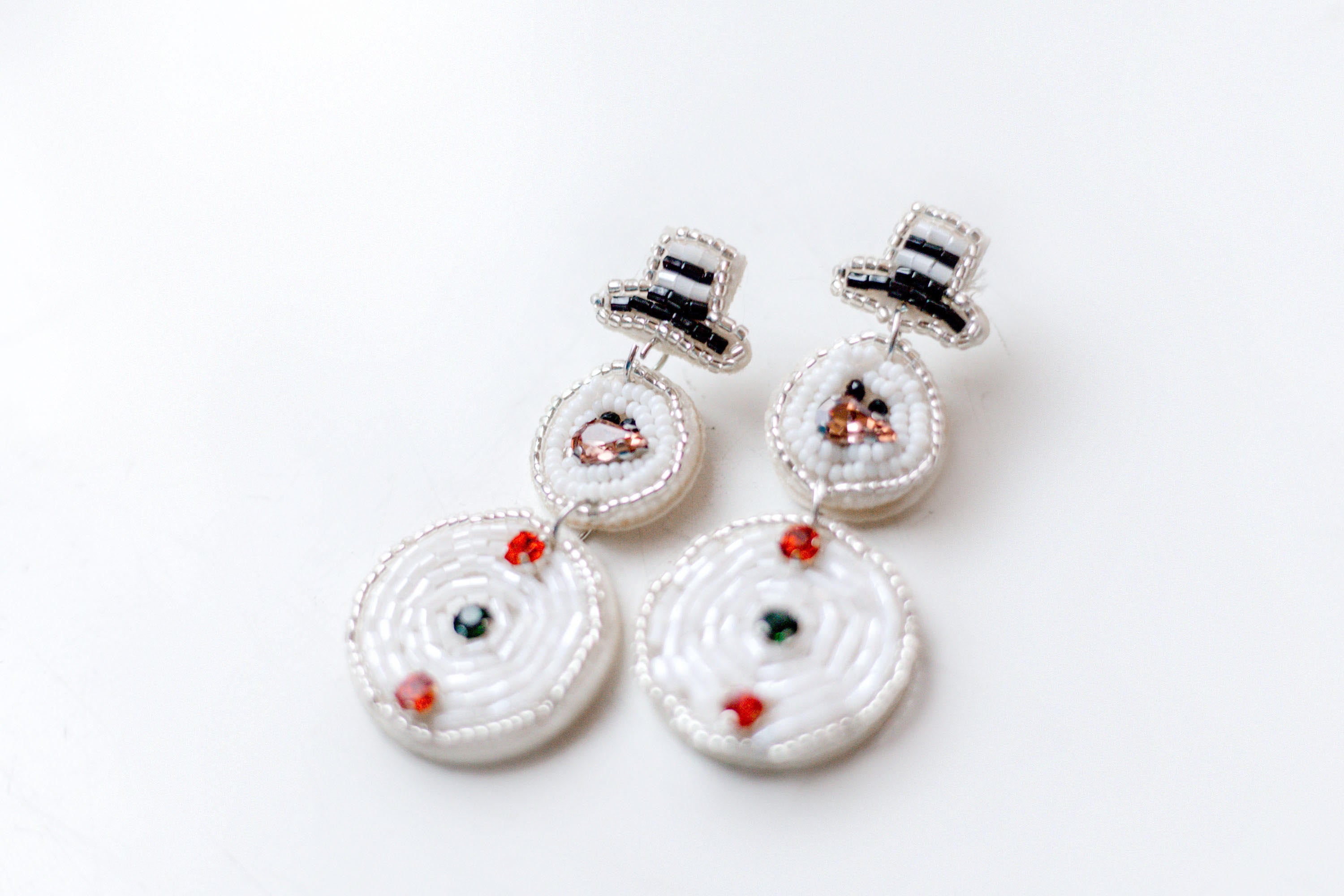 Beaded Earrings - Snowman Sparkle