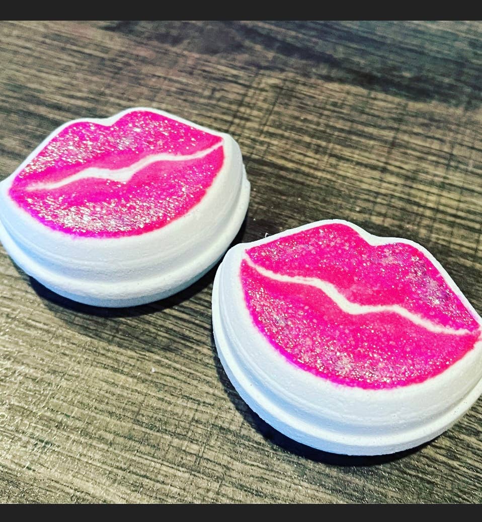 Valentines Day Lips Bath Bombs