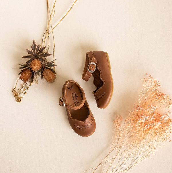 Cosecha Mary Janes - (Running Small)