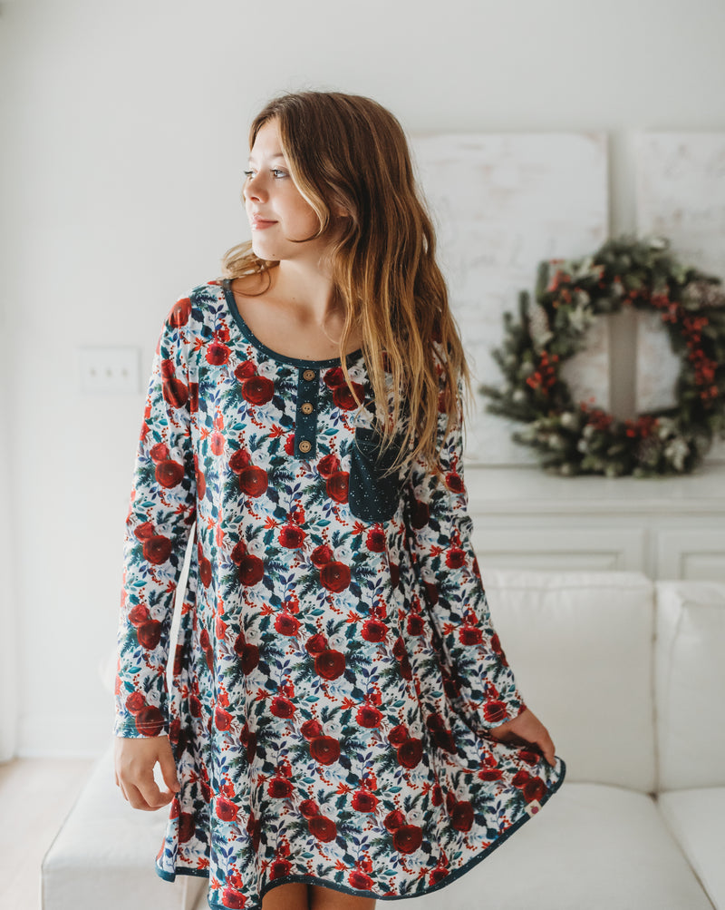 Women's Lounge Gown - Holly Jolly