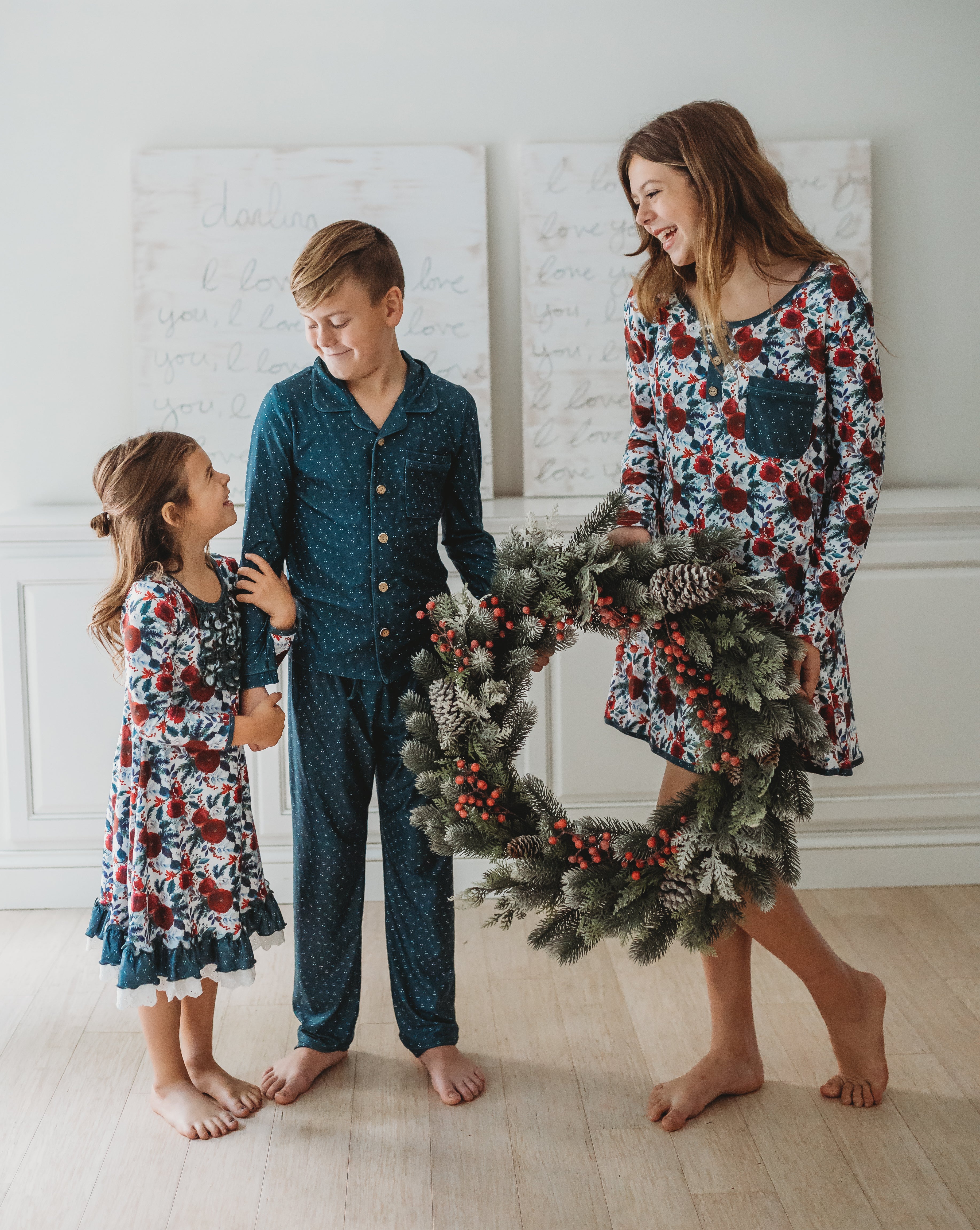 Women's Lounge Gown - Holly Jolly