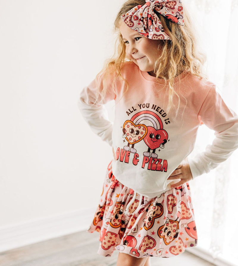 Luna Sweatshirt - Love & Pizza