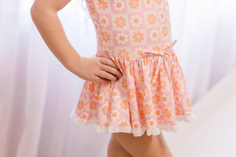 Farrah Leotard - Retro Vibes