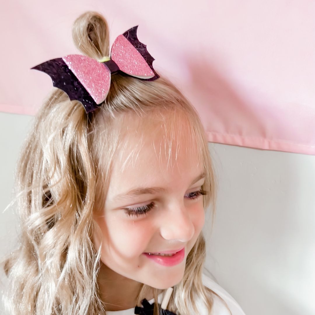 Sweet Wink Hair Clip - Bat Bow