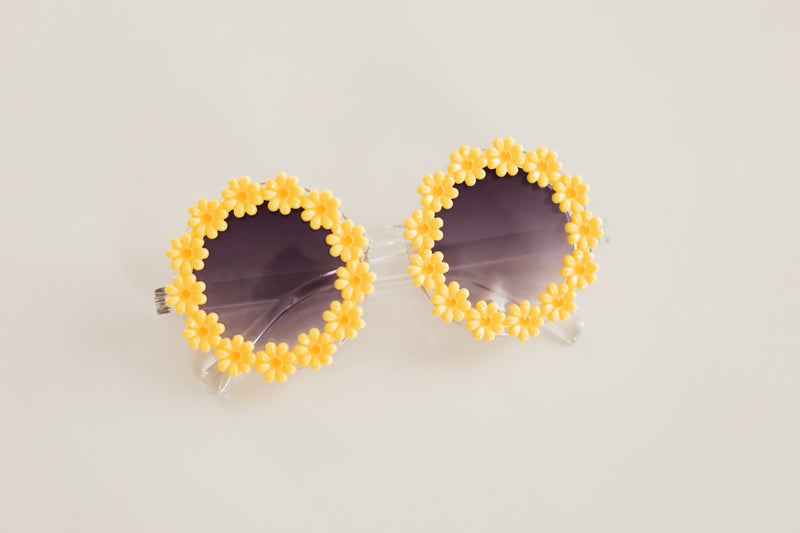 Retro Daisy Sunglasses - Yellow